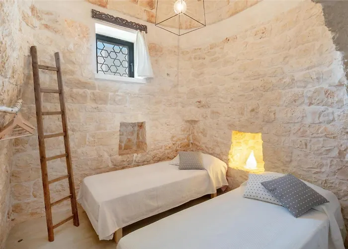 Trullo Delle Stelle With Private Остуни