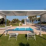 Feriehus Trullo Delle Stelle With Private *